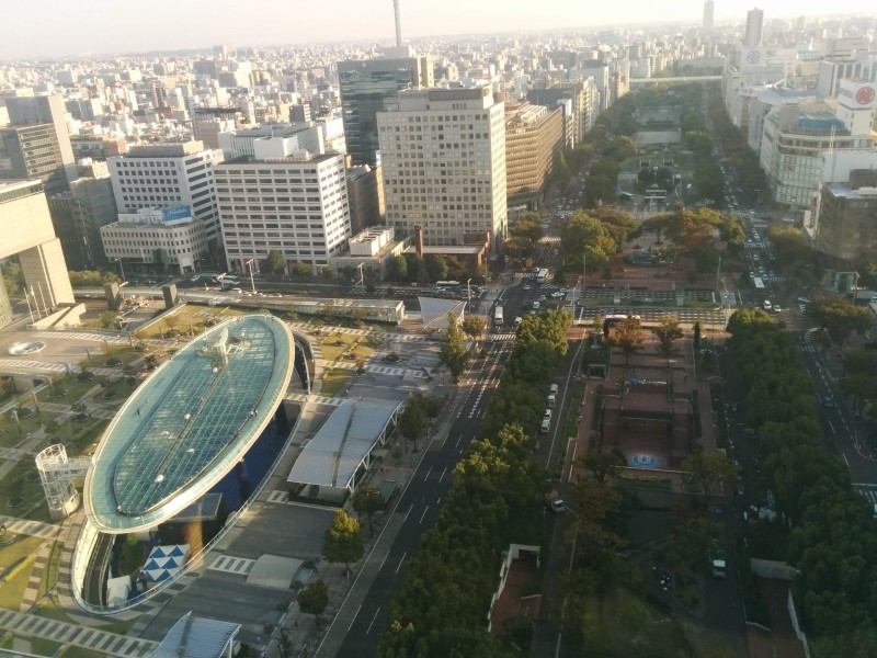 Blick auf Oasis 21 und den Central Park vom Nagoya TV Tower.